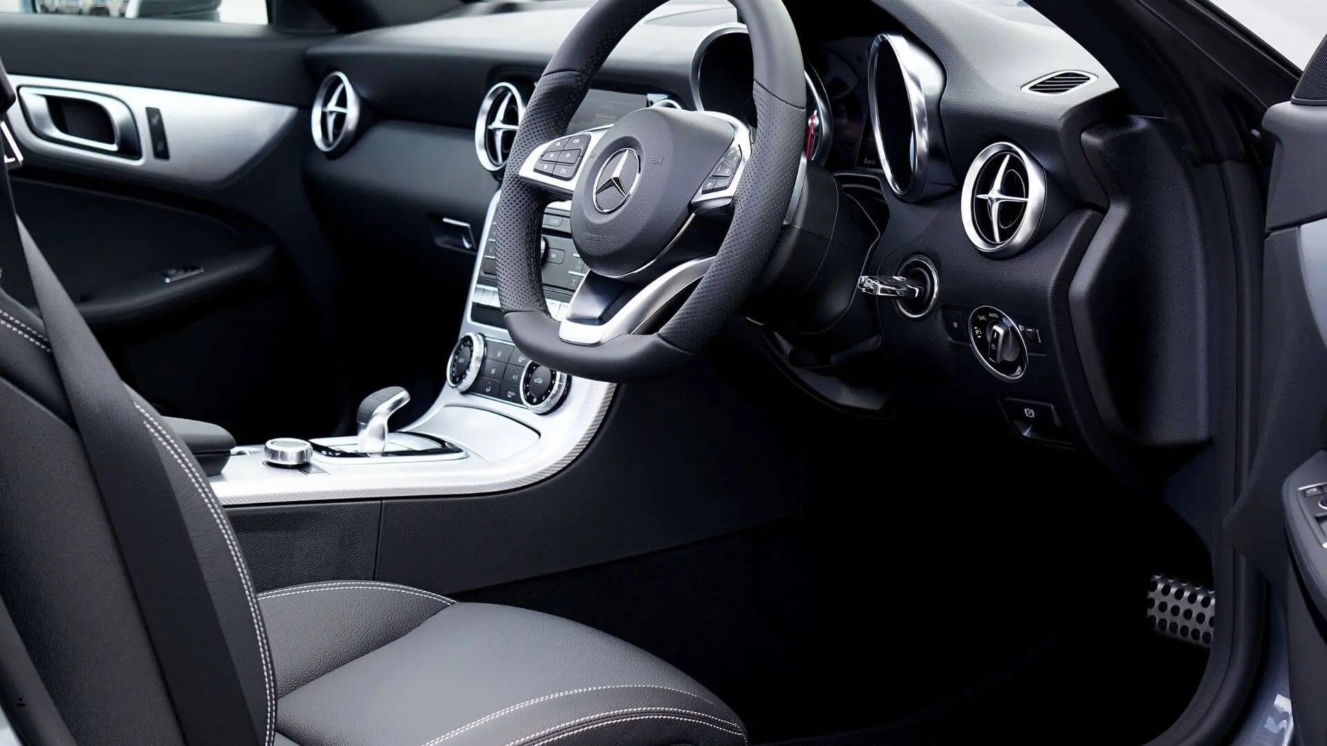 safari mobile detailing  interior car detailing tips 202603