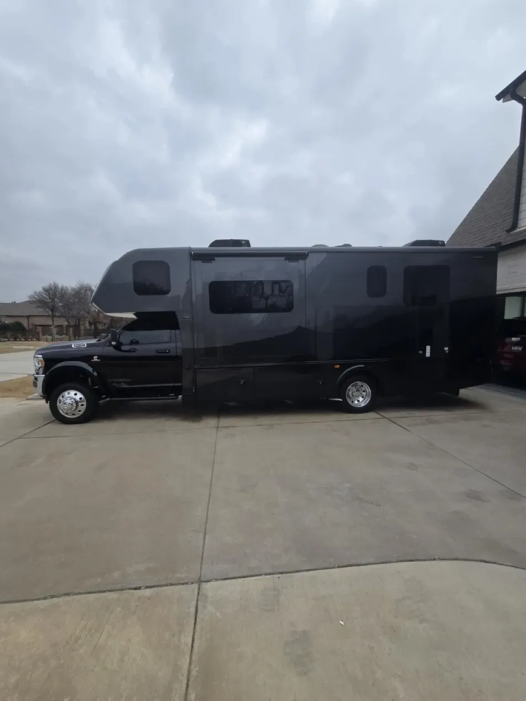 Why Mobile Service Fits RV Maintenance Especially Well